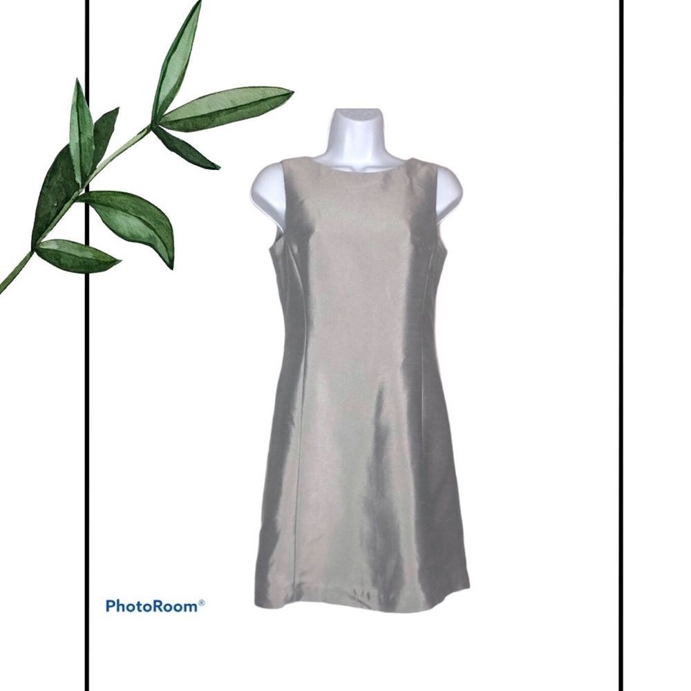 Mastina Silver Grey Sleeveless Sheath Dress